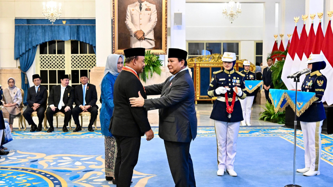 Kepala BGN Tapanuli Selatan Dianugerahi Bintang Mahaputera Utama oleh Presiden Prabowo